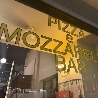 Pizza e Mozzarella Bar restaurant