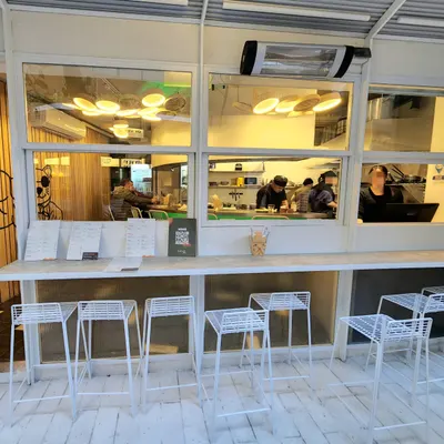 Let It V restaurant