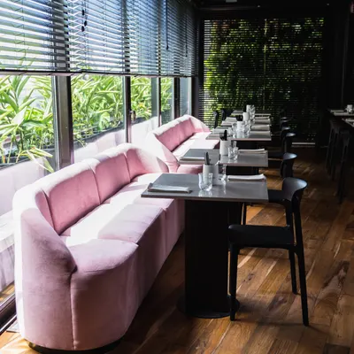 Mudrá - Plant based restaurant