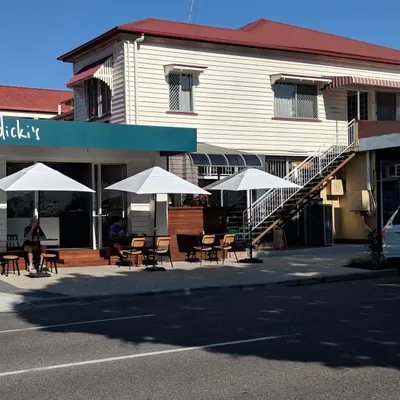 Dicki's New Farm restaurant
