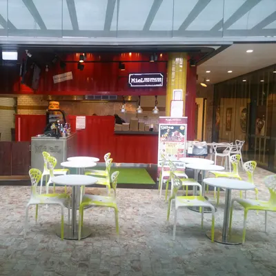 Miel Container restaurant