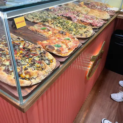 Scugnizzi restaurant