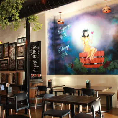 Stone & Brew restaurant