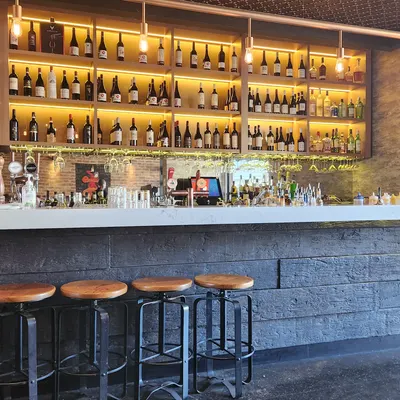 Pinocchios Wine & Pizza Bar restaurant
