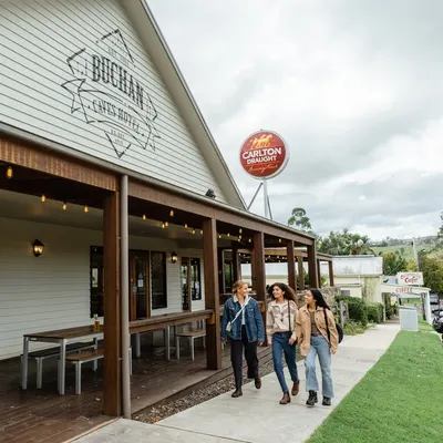 Buchan Caves Hotel restaurant