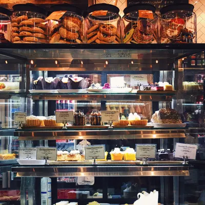 Four Seasons Café restaurant