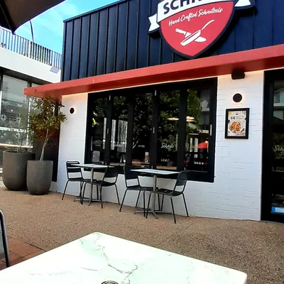 Schnitz Mornington restaurant