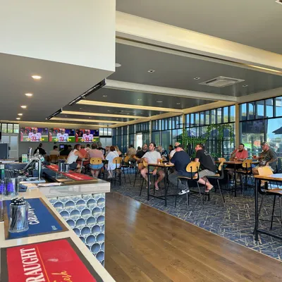 Railway Hotel Pakenham restaurant