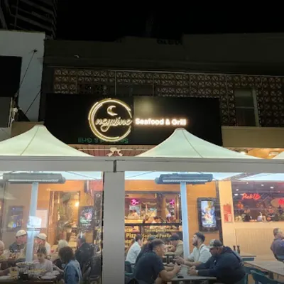 Neyvine Seafood & Grill restaurant
