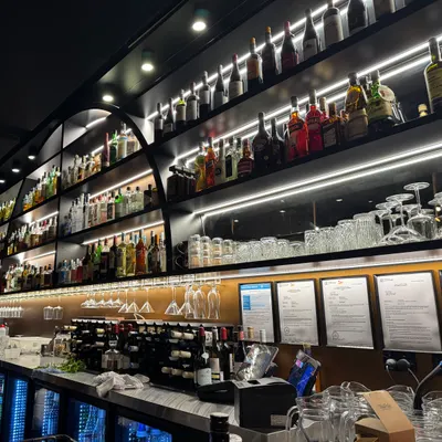 Meninas Grill restaurant