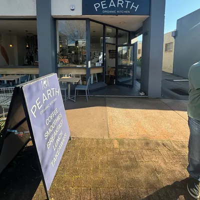 Pearth Organic Kitchen restaurant