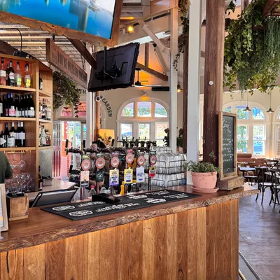 The Island at Elizabeth Quay restaurant