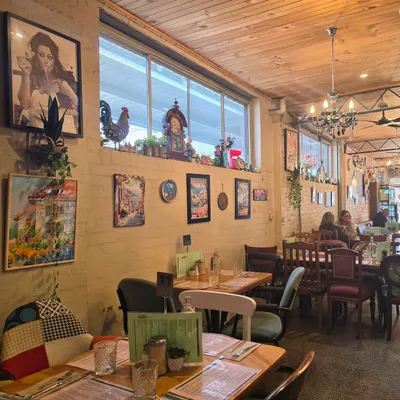 Little Lipari cafe restaurant