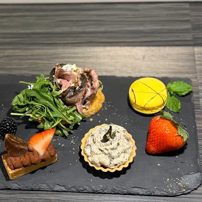 Gardenique by Garden Pastries @ The Rocks restaurant