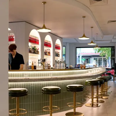 Julia's restaurant