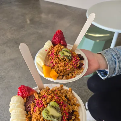 Lulu's Neighbourhood Bowls restaurant