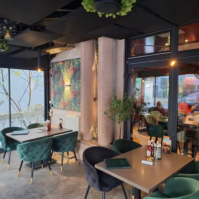 Lukijan Pizza Café restaurant