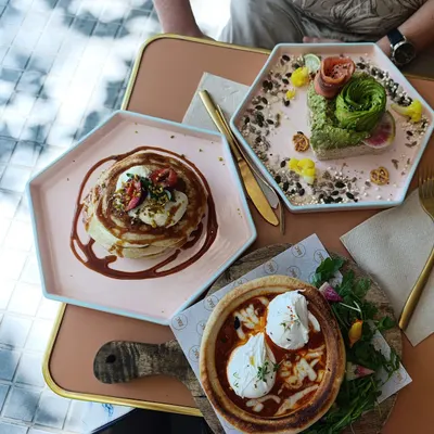 Brunch & Cake restaurant