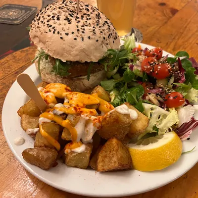 Vegan Cat Bar restaurant