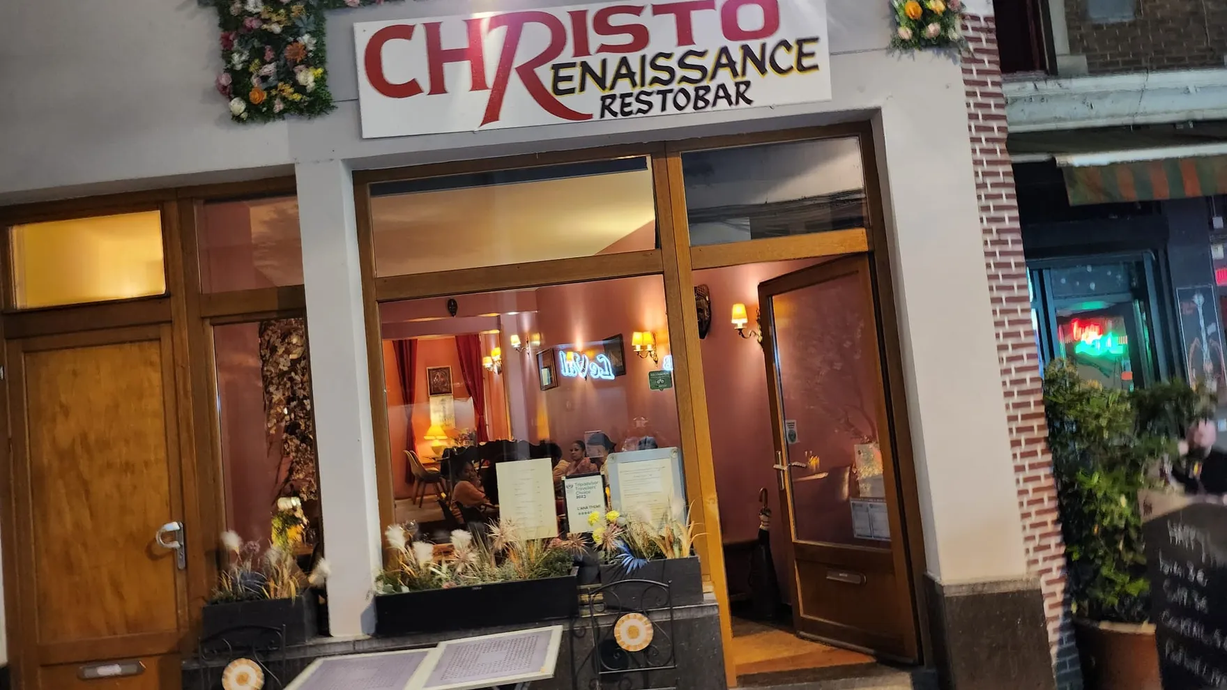 Christo Renaissance restaurant in Rue de la Fourche 14