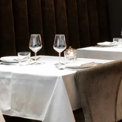 Eighteen restaurant