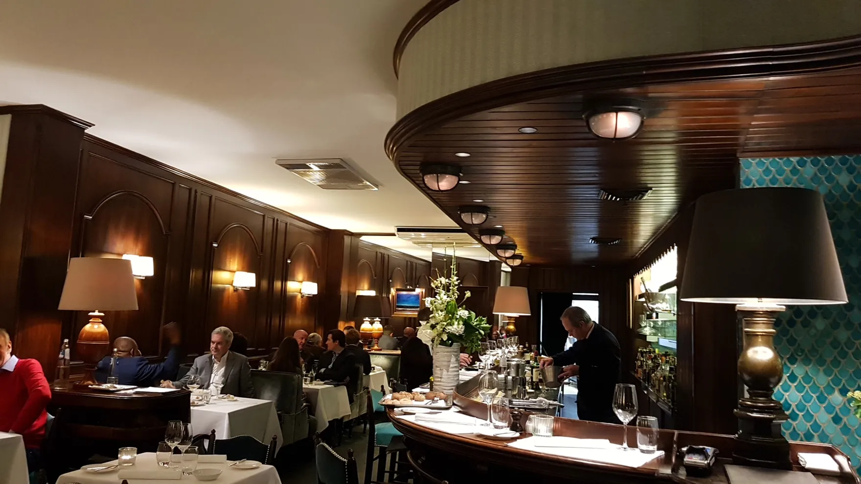 L'Ecailler du Palais Royal restaurant in Rue Bodenbroek 18