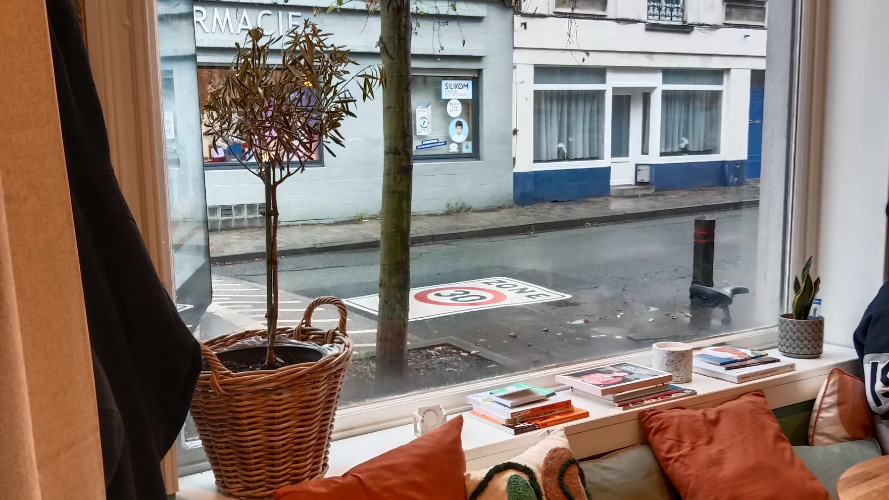 NÖJE Vegan Food & Speciality Coffee restaurant in Rue Théodore Roosevelt 66