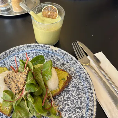 Avocado Club restaurant