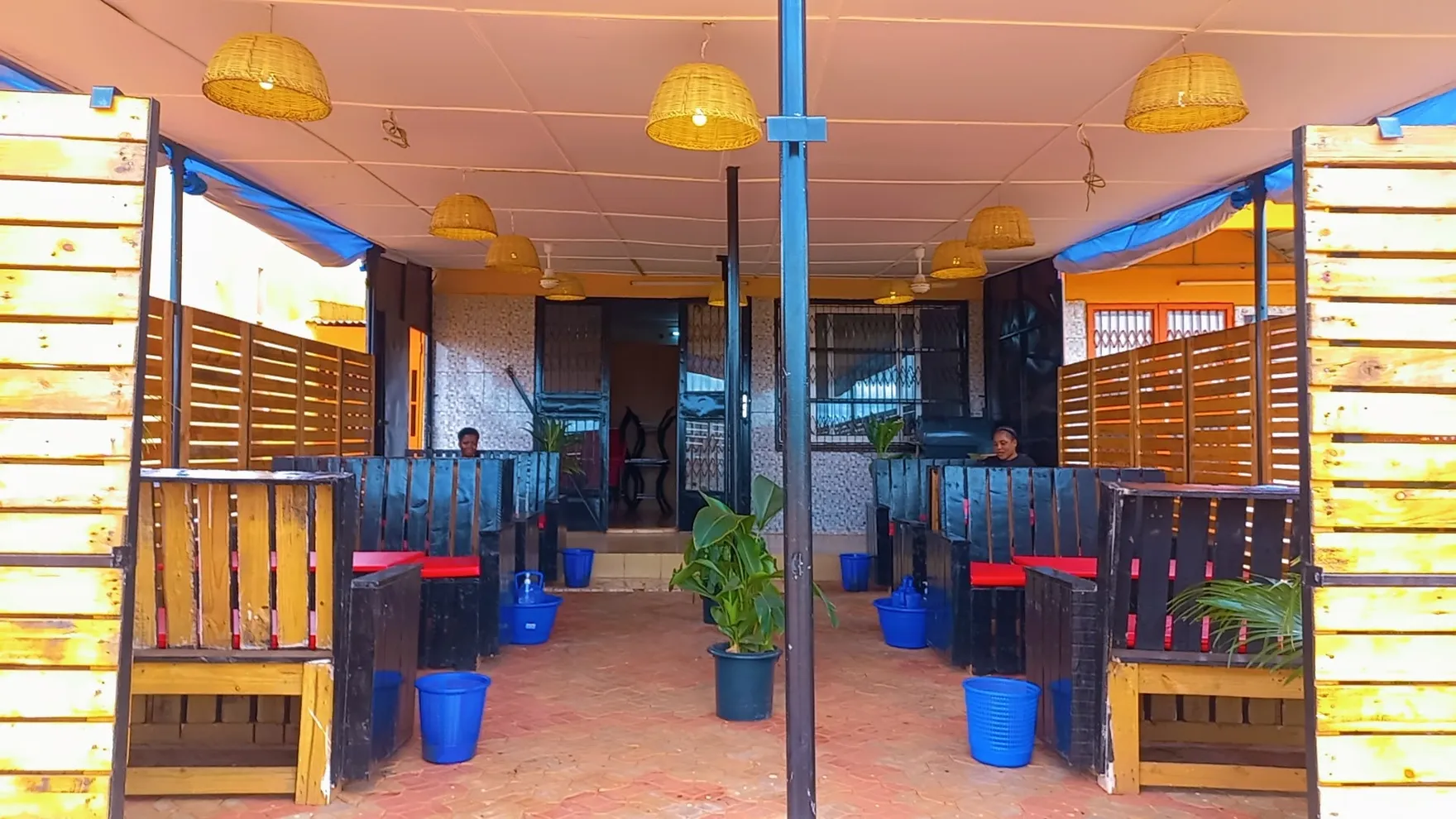Café restaurant cave Duchesse restaurant in Bobo-Dioulasso