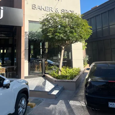 Baker & Spice - بيكر اند سبايس restaurant