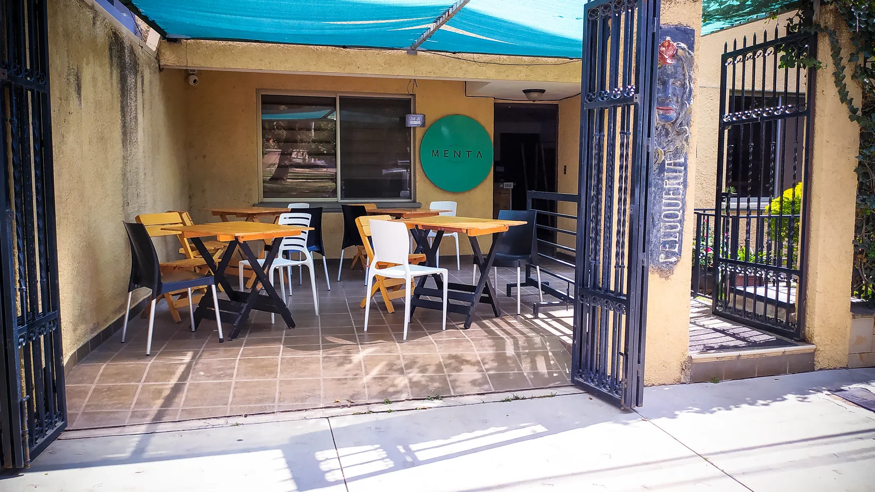 Menta Restobar restaurant in Cochabamba