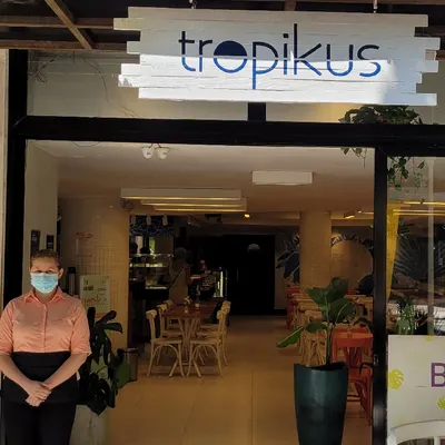 TROPIKUS restaurant