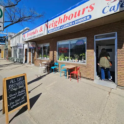 Friends & Neighbours Cafe restaurant