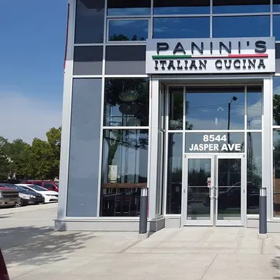 Panini's Italian Cucina (Jasper Avenue) restaurant