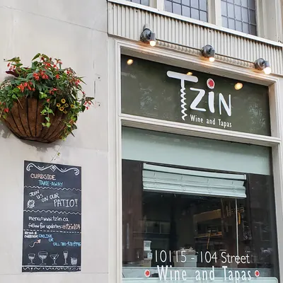 Tzin Wine & Tapas restaurant