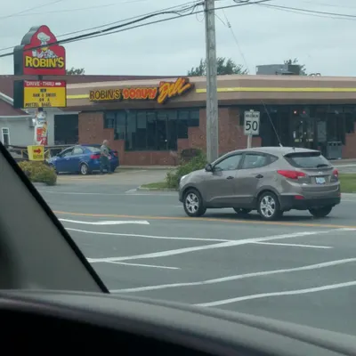 Robins Donuts restaurant