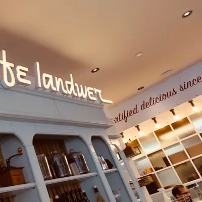 Cafe Landwer restaurant