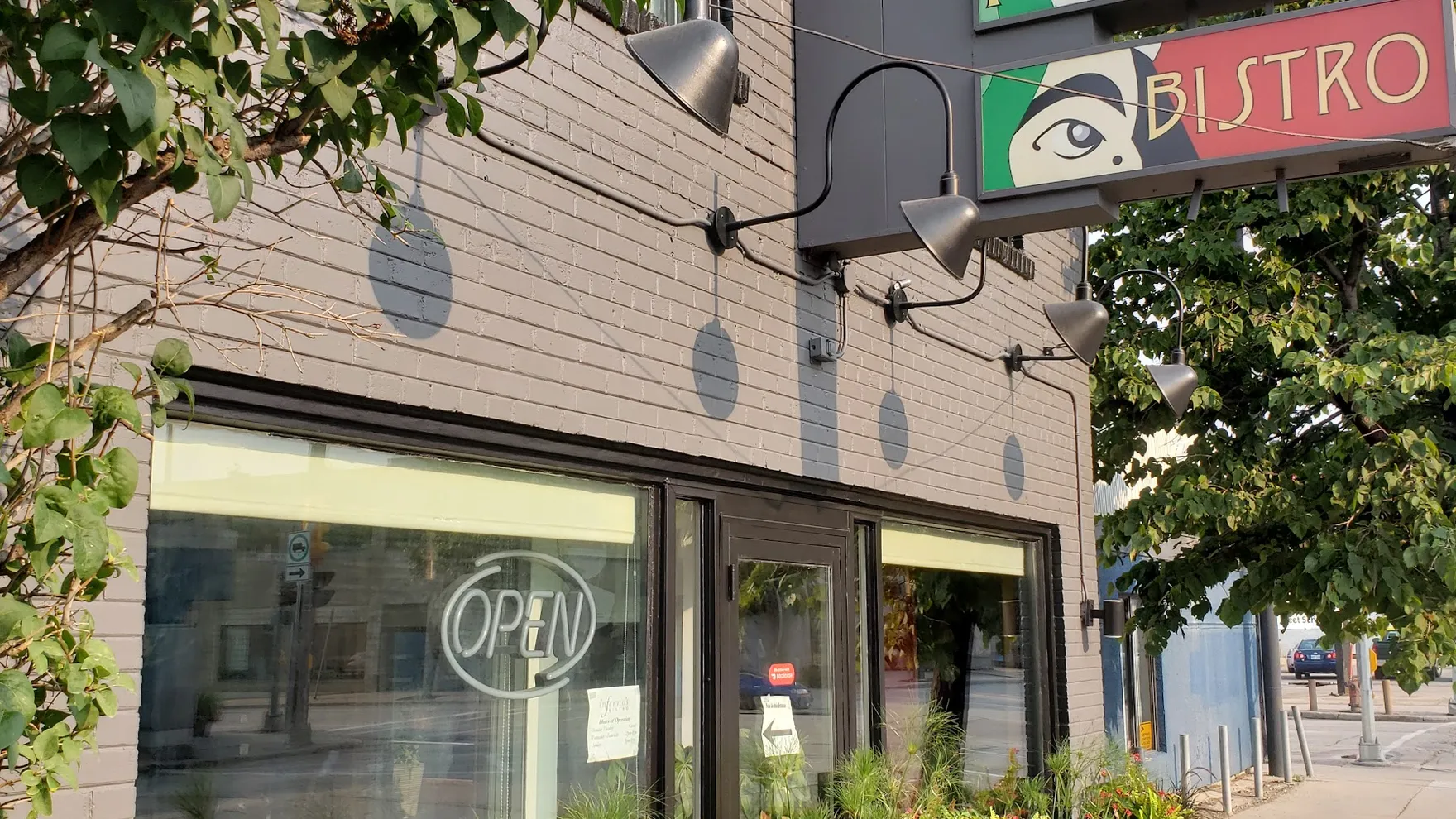 Inferno's Bistro | French restaurant in Winnipeg