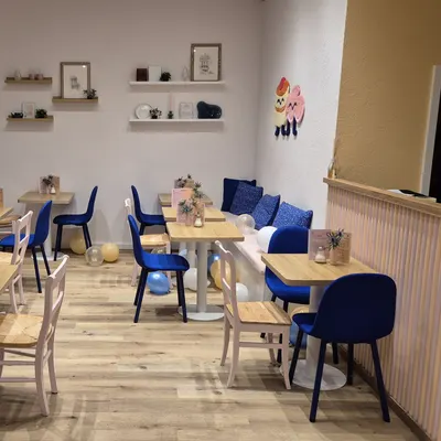 Fluffy Café restaurant