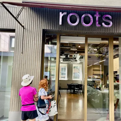 Roots restaurant
