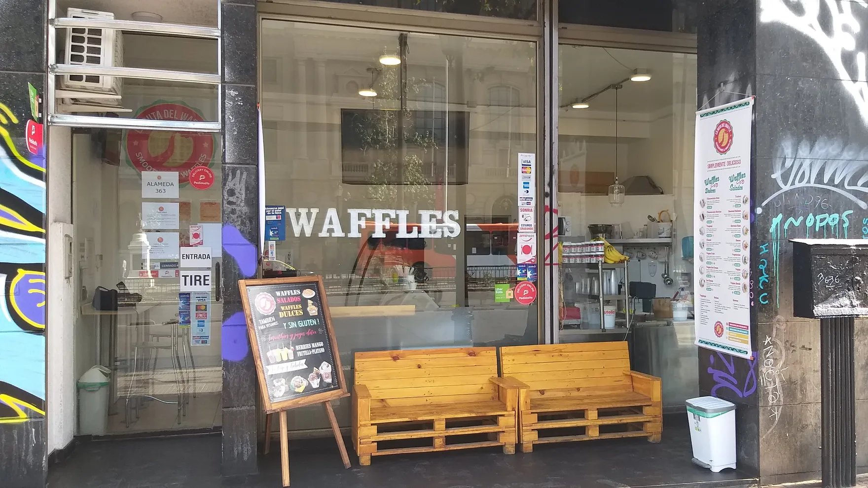 La Ruta Del Waffle restaurant in Santiago