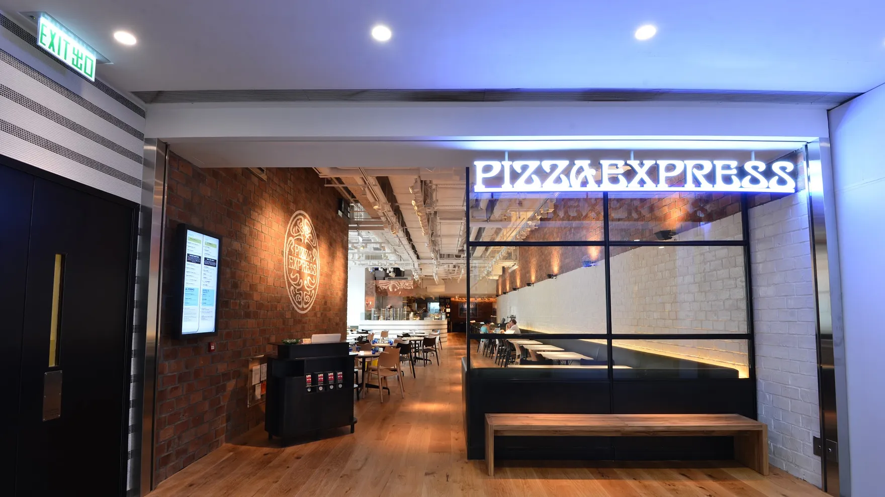 PizzaExpress (Causeway Bay) restaurant in 12/F Times Square