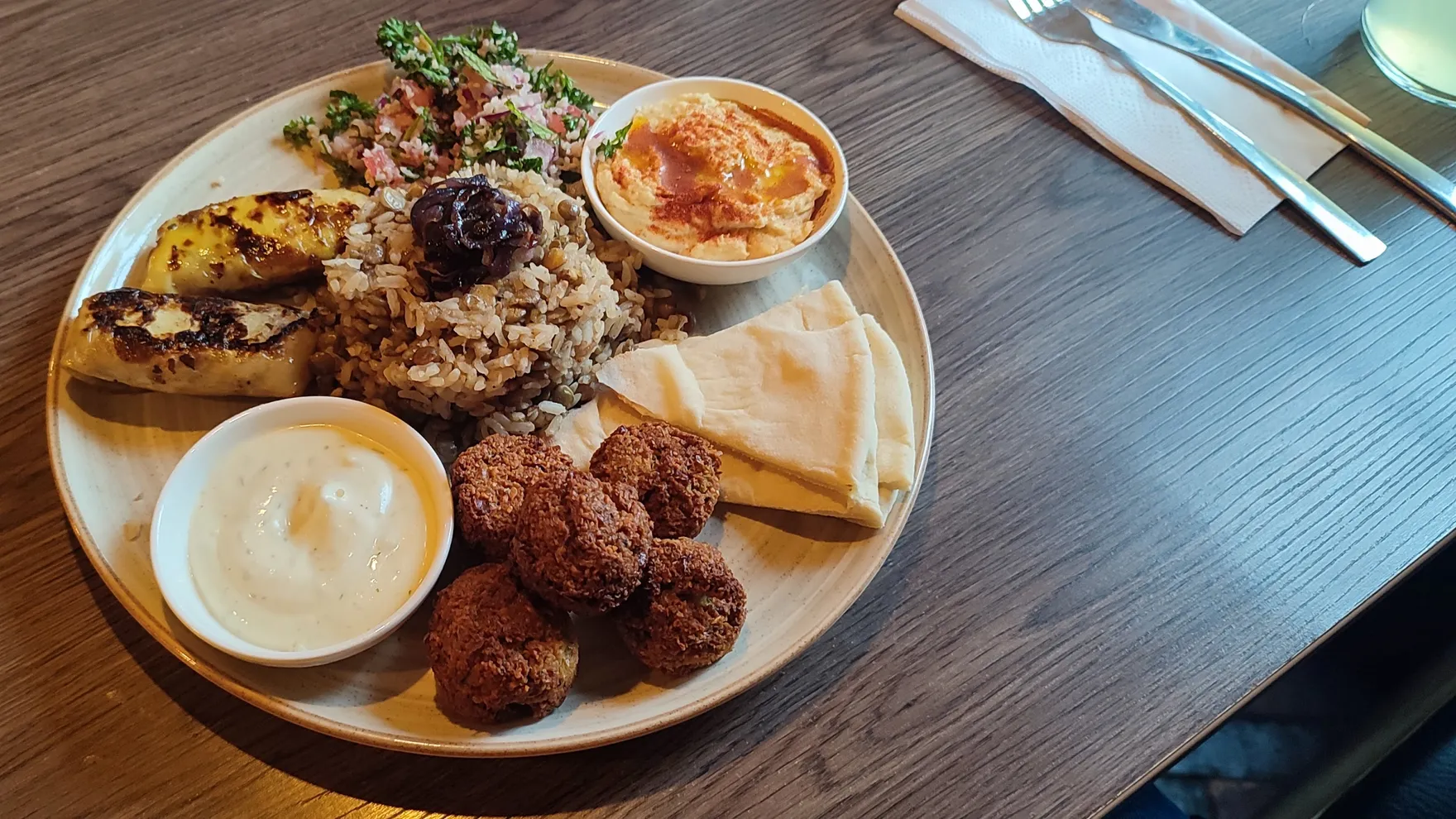 Mundo Vegano restaurant in Cra 20 #35-26