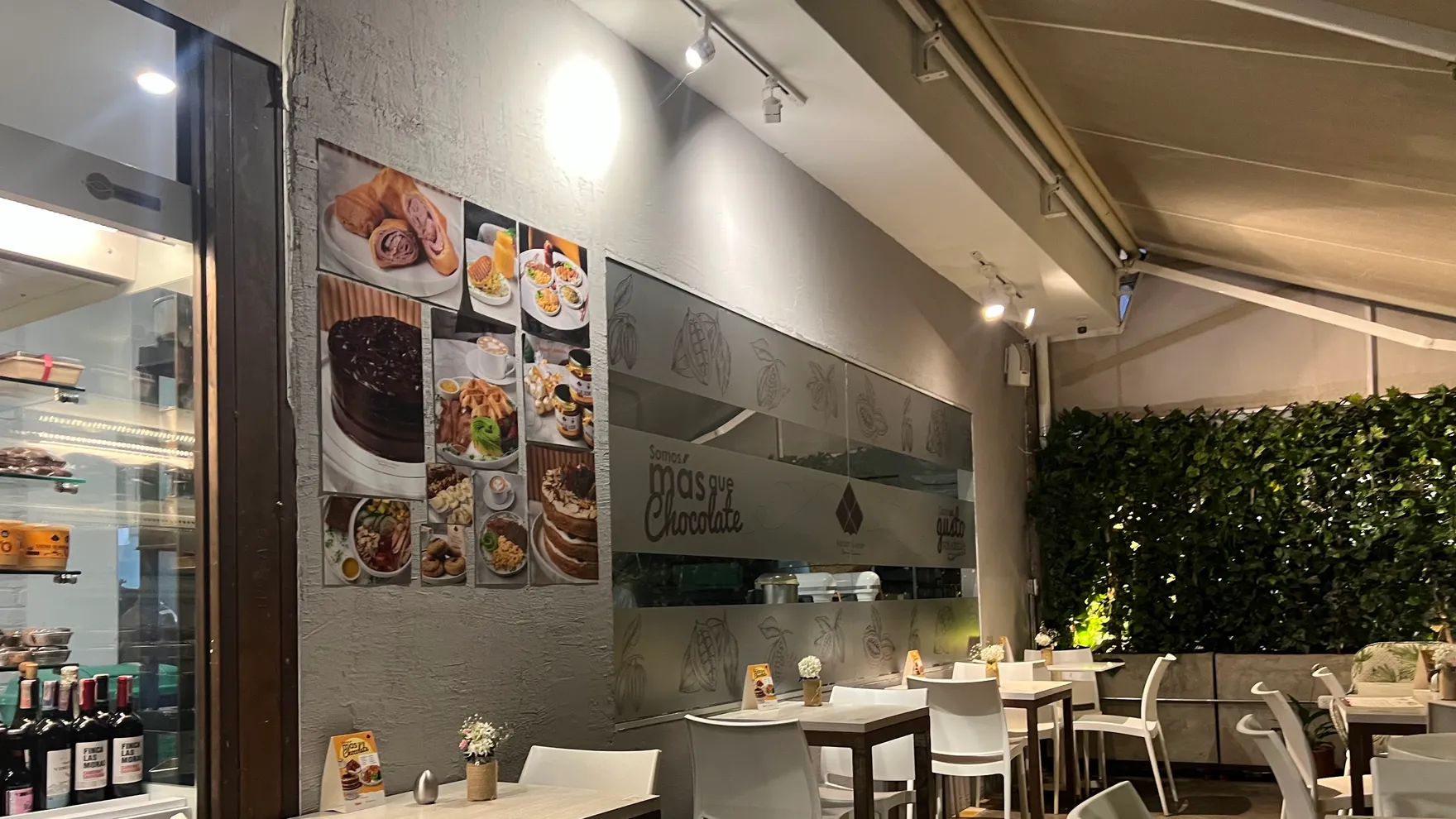 Xocolat and More By Jenny Camacho restaurant in Cra. 11d #118a-95 Local 1