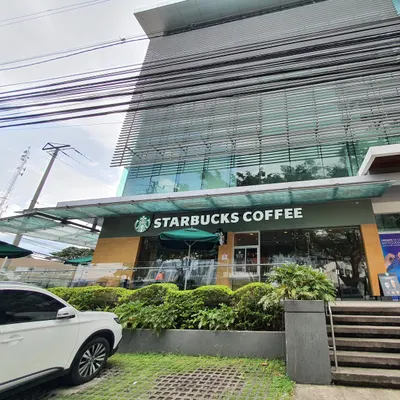 Starbucks restaurant