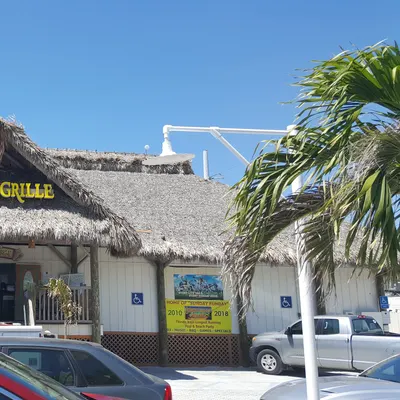 Sunset Grille & Raw Bar restaurant