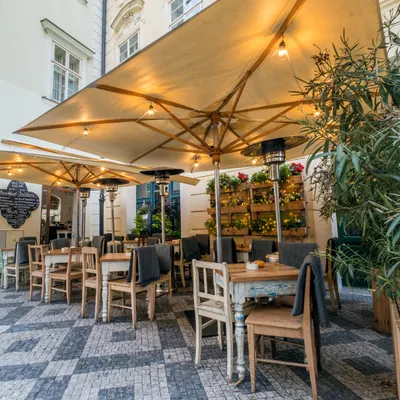 Bistro Monk restaurant