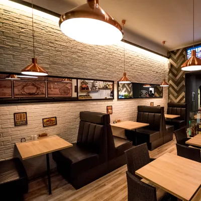 Simply 33's Pizza restaurant