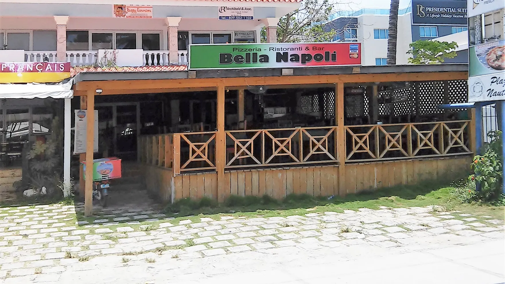 Bella Napoli Pizzeria & Restaurant restaurant in Av. Alemania