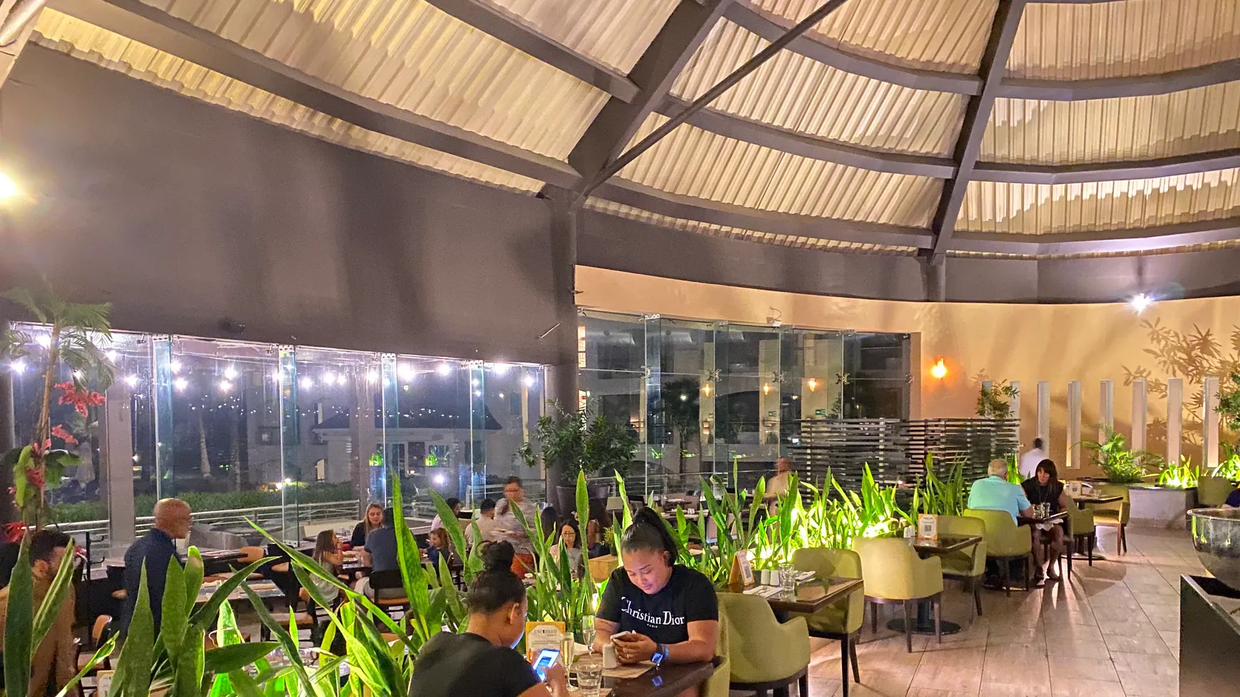 Ipanema restaurant in PGPC+6V9
